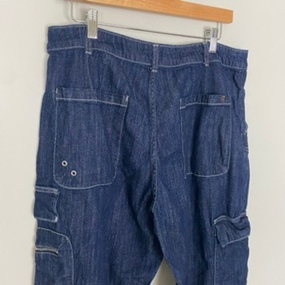 Pilcro Seamed Sport Low Rise Cargo Jeans Dark Wash Jogger Style Women's Size 31P - Picture 5 of 9